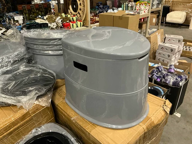 Partij draagbare toiletten (40x) - afbeelding 2 van  4