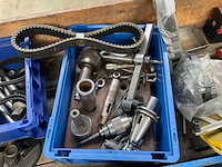Partij draaibank accessoires - afbeelding 2 van  8