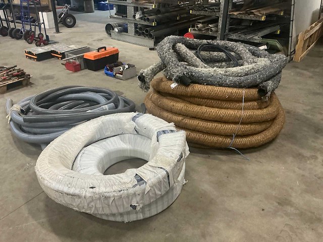 Partij drainage - en zwembadbuis - afbeelding 8 van  8