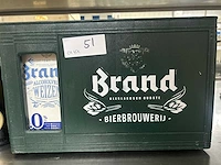 Partij drankflessen en krat bier - afbeelding 4 van  5
