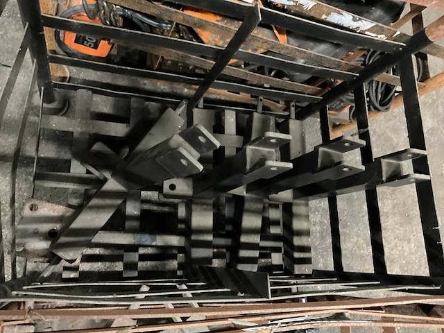 Partij driepunt inrichting met trekhaak - afbeelding 3 van  9