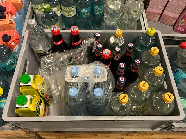 Partij drinken (circa 500stk) - afbeelding 9 van  31