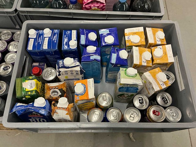 Partij drinken (circa 500stk) - afbeelding 12 van  31