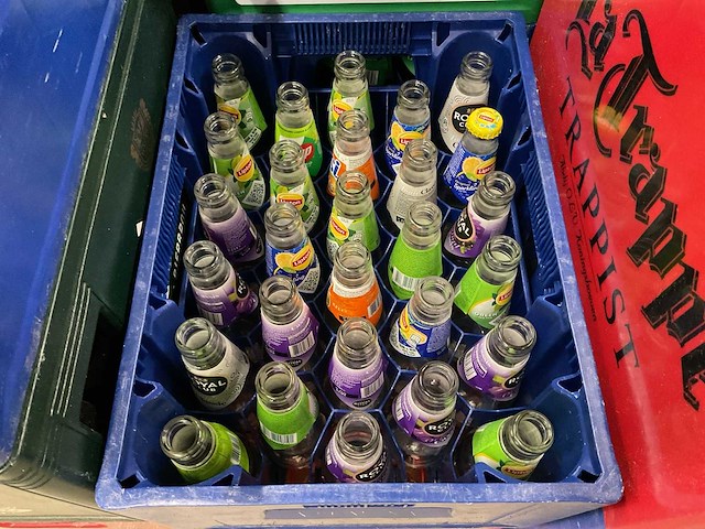 Partij drinken & emballage - afbeelding 7 van  17