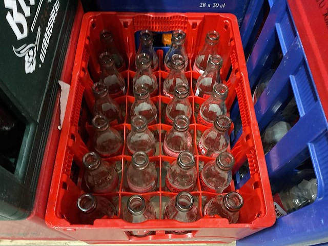 Partij drinken & emballage - afbeelding 8 van  17