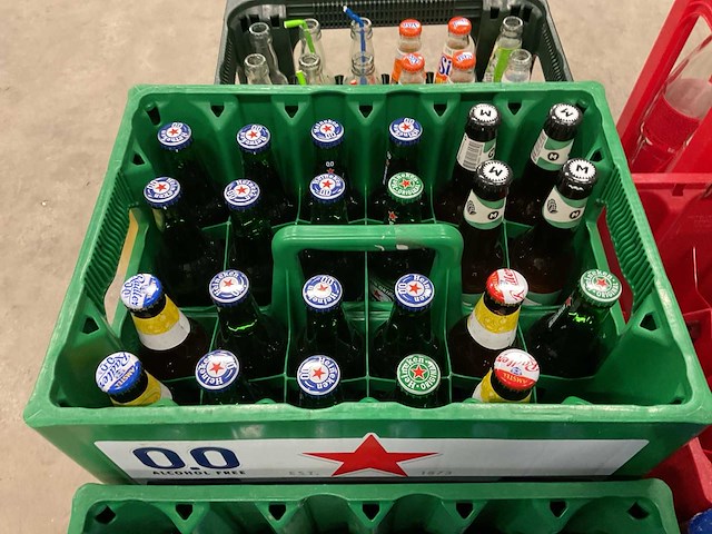 Partij drinken & emballage - afbeelding 14 van  17