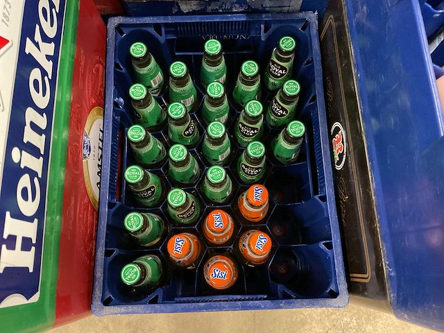 Partij drinken & emballage - afbeelding 17 van  17