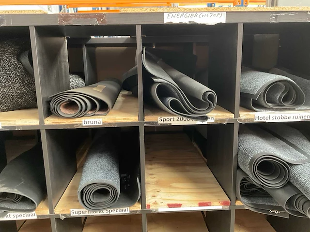 Partij droogloopmatten, 14 stuks - afbeelding 3 van  6