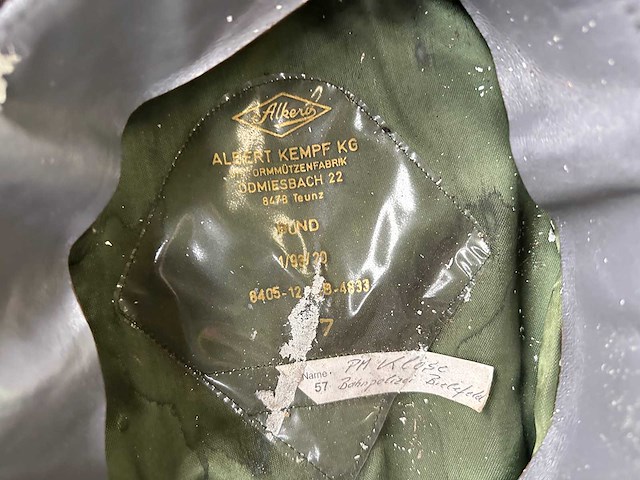 Partij duitse petten - afbeelding 3 van  3