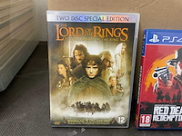 Partij dvd's, cd's, vhs, stripboeken, magazines - afbeelding 2 van  27