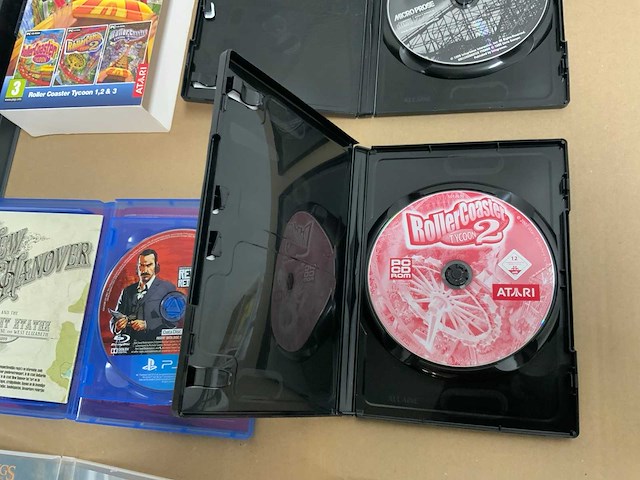 Partij dvd's, cd's, vhs, stripboeken, magazines - afbeelding 16 van  27