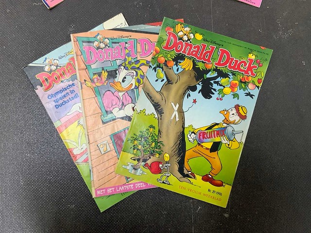 Partij dvd's, cd's, vhs, stripboeken, magazines - afbeelding 26 van  27