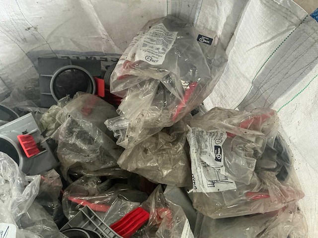 Partij dyka ultra 3 knevel inlaten voor drainage diverse maten - afbeelding 9 van  9