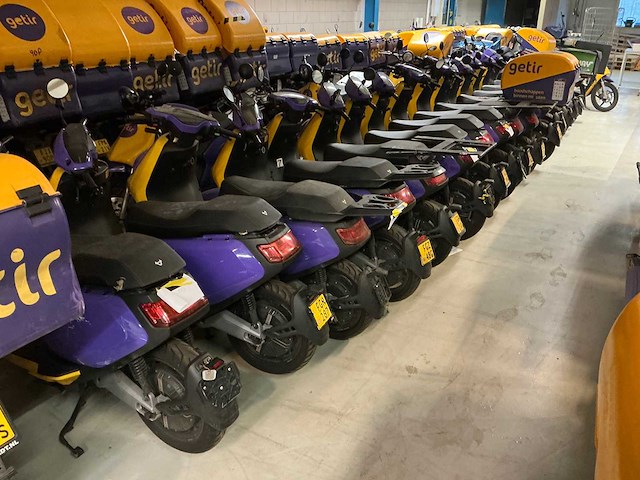 Partij e-scooters - afbeelding 3 van  19