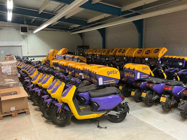 Partij e-scooters - afbeelding 1 van  19