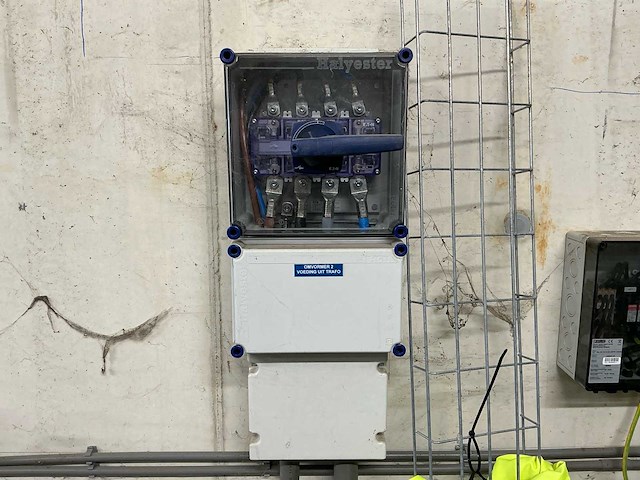 Partij eaton halyester schakelaarkasten skh160/4s, 160a, 4-polig (10 stuks) - afbeelding 9 van  12