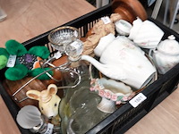 Partij eerdere kavels in krat - afbeelding 2 van  5