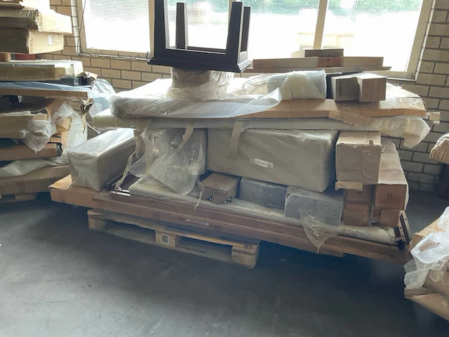 Partij eetkamer/salontafels (30x) - afbeelding 20 van  38