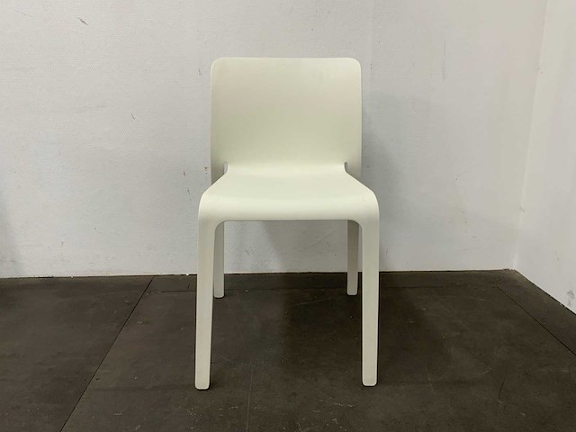 Partij eetkamerstoelen, barkrukken, tuinstoelen - afbeelding 3 van  19