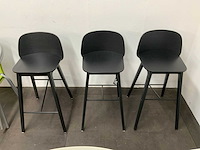 Partij eetkamerstoelen, barkrukken, tuinstoelen - afbeelding 12 van  19