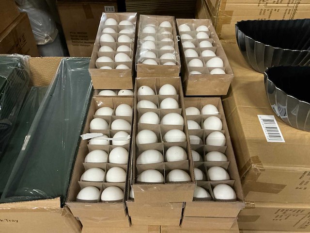 Partij egg white 12pcs per box (1920x) - afbeelding 1 van  4