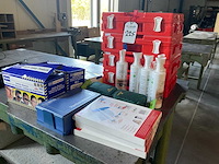 Partij ehbo en veiligheidsmiddelen - afbeelding 1 van  4