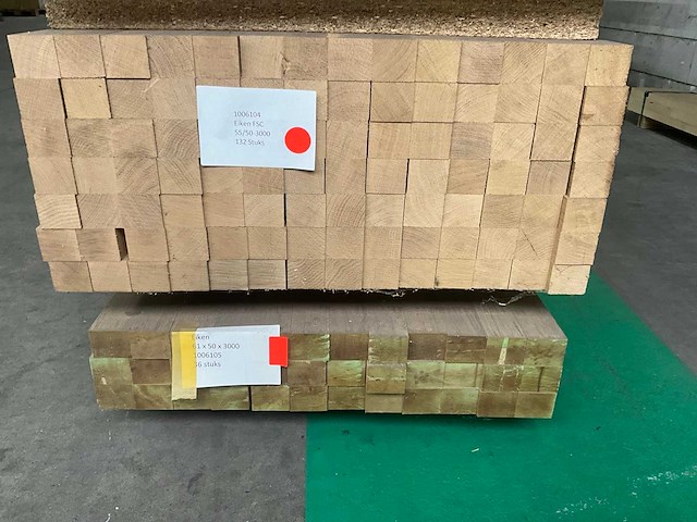 Partij eikenhouten balken en latten - afbeelding 6 van  8