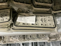 Partij einddeksels/railsteunschotten/bedieningsvensters/etc (1142x) - afbeelding 15 van  37