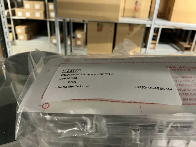 Partij einddeksels/railsteunschotten/bedieningsvensters/etc (1142x) - afbeelding 22 van  37