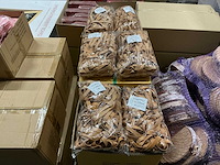 Partij elastieken 120/12mm bruin 1kg (94x) - afbeelding 1 van  2