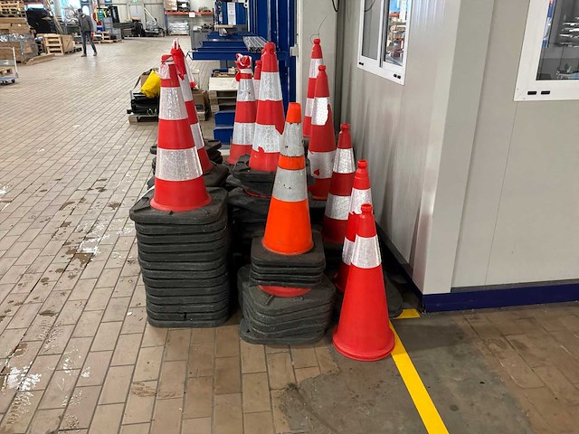 Partij elba verkeerskegels - afbeelding 2 van  8