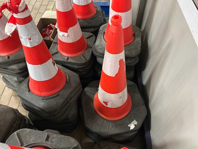 Partij elba verkeerskegels - afbeelding 8 van  8