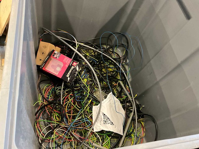 Partij electra recycling materiaal - afbeelding 3 van  5