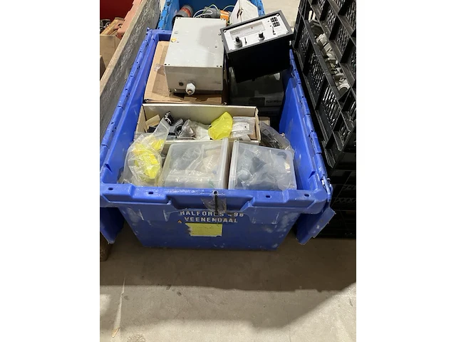 Partij electramateriaal - afbeelding 2 van  10