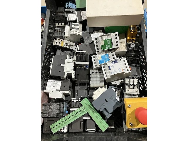 Partij electramateriaal - afbeelding 3 van  10