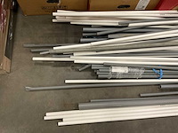 Partij electriciteitsbuizen - afbeelding 2 van  3