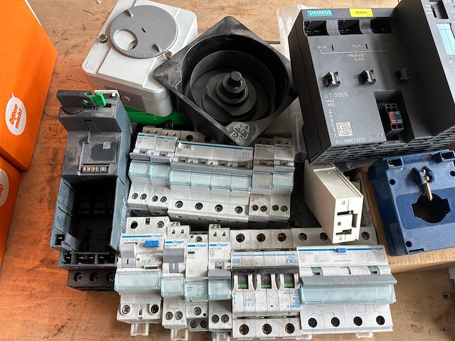 Partij electro componenten - afbeelding 3 van  4