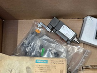 Partij electronica & automatisering - afbeelding 5 van  8