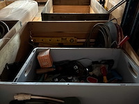 Partij elektra- en installatiematerialen - afbeelding 1 van  2
