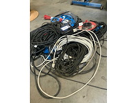 Partij elektra- en verlengkabels - afbeelding 2 van  4