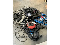 Partij elektra- en verlengkabels - afbeelding 3 van  4