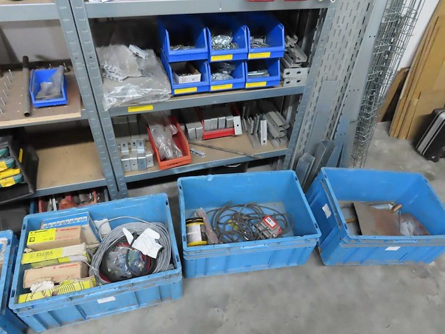 Partij elektra en installatiemateriaal - afbeelding 14 van  36