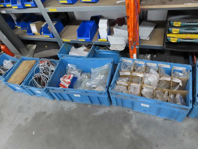 Partij elektra en installatiemateriaal - afbeelding 16 van  36