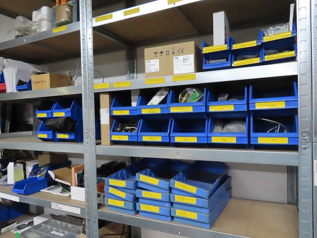 Partij elektra en installatiemateriaal - afbeelding 29 van  36