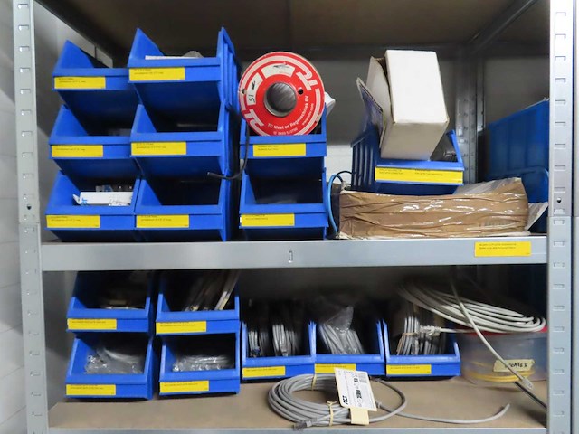 Partij elektra en installatiemateriaal - afbeelding 32 van  36