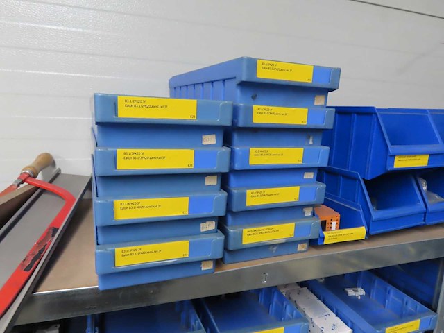 Partij elektra en installatiemateriaal - afbeelding 9 van  36