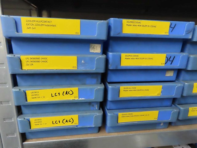 Partij elektra en installatiemateriaal - afbeelding 11 van  36