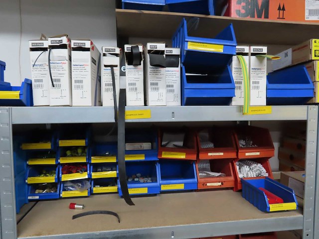 Partij elektra en installatiemateriaal - afbeelding 30 van  36