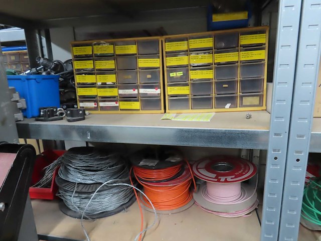 Partij elektra en installatiemateriaal - afbeelding 23 van  36