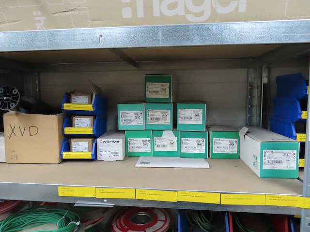 Partij elektra en installatiemateriaal - afbeelding 32 van  36